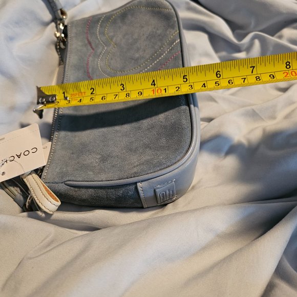 COACH Hearts Demi Bag, VINTAGE, Y2k, and NEW with tags! RARE! 🎉HOST PICK🎉 - Picture 14 of 16